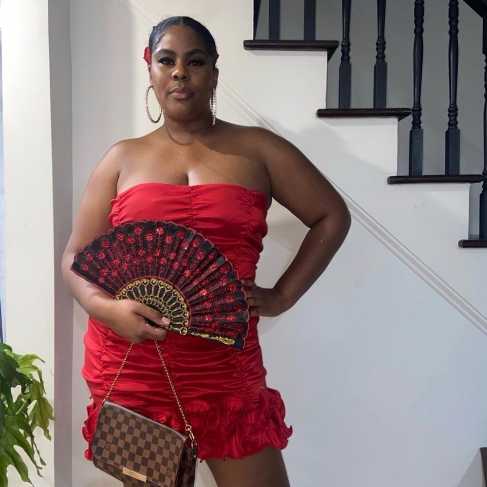 PrettyLittleThing Red Strapless Dress